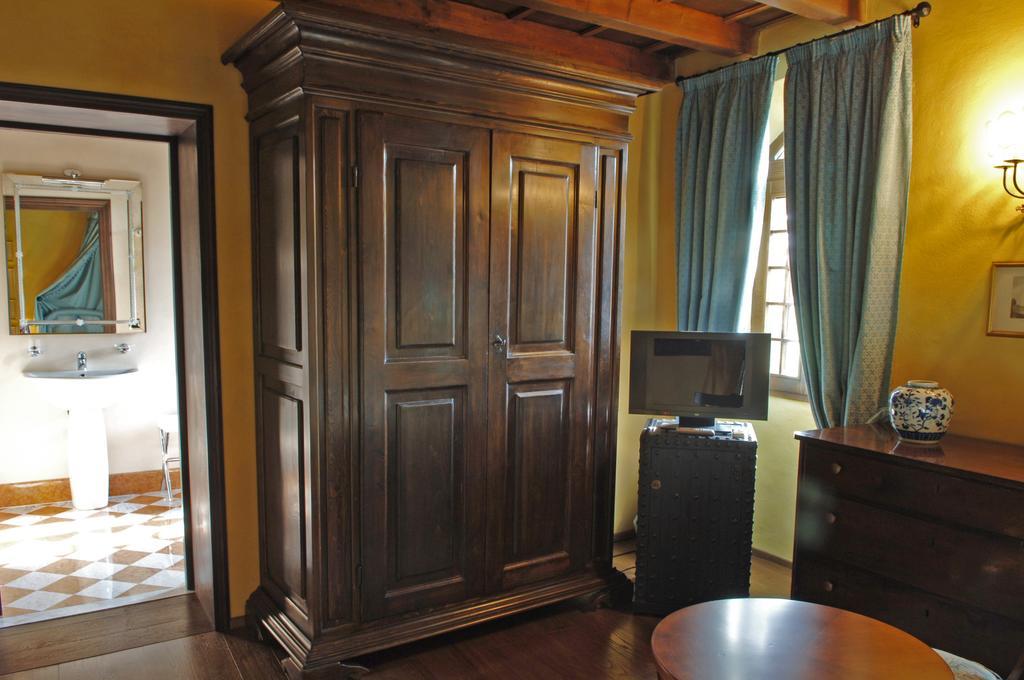 Hotel Residenza Torre di San Martino Gazzola Di Rivalta Esterno foto